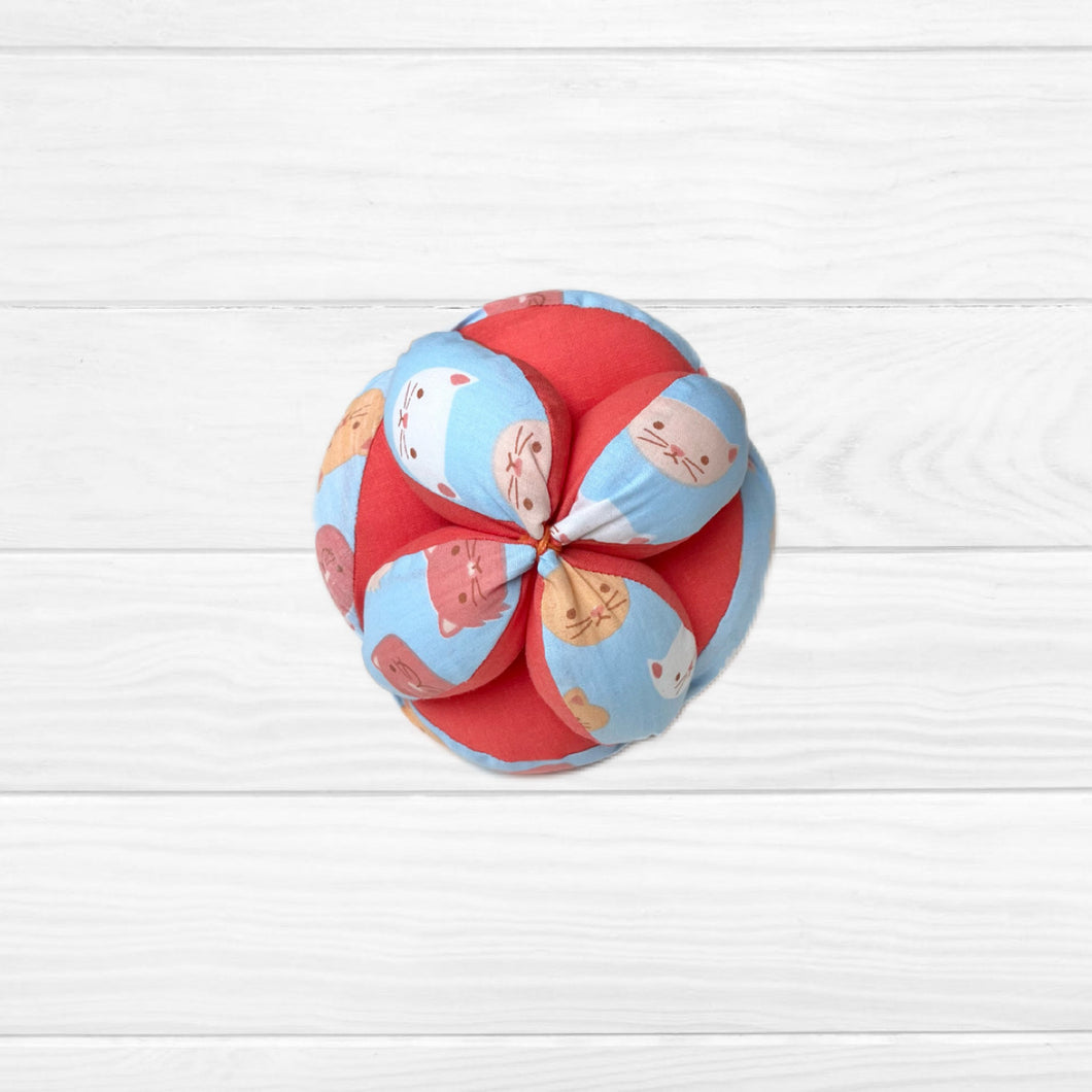 Pelota montessori gatos/ rojo