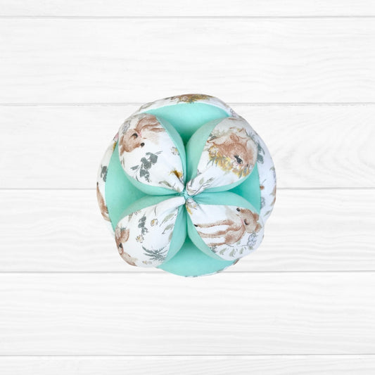 Pelota Montessori conejos/ menta