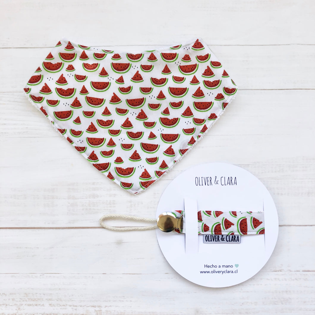 Set babero/ porta chupete 
