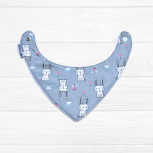 Cargar imagen en el visor de la galería, Babero bandana Conejos

